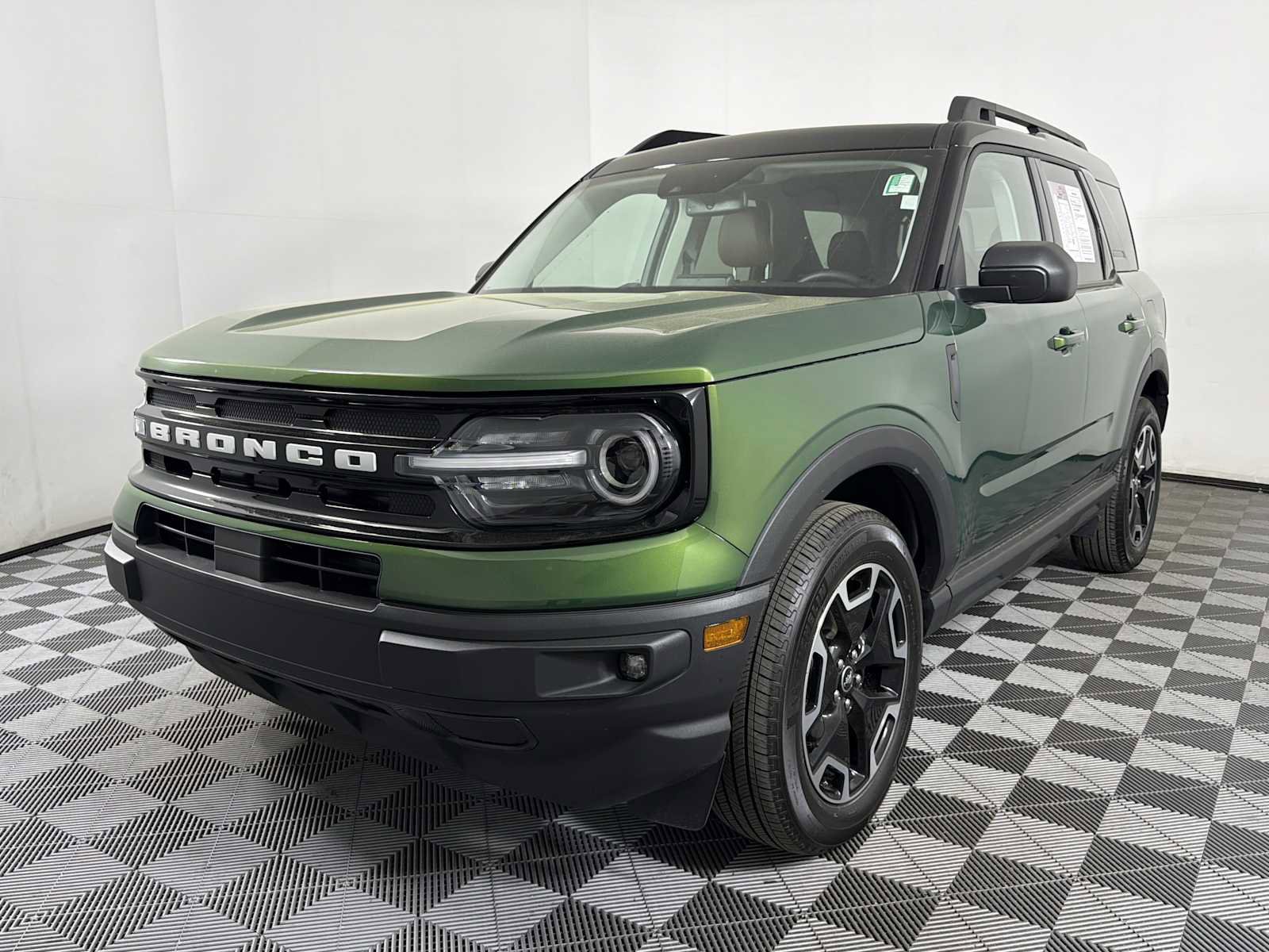 Used 2024 Ford Bronco Sport Outer Banks w/ Tech Package image 5