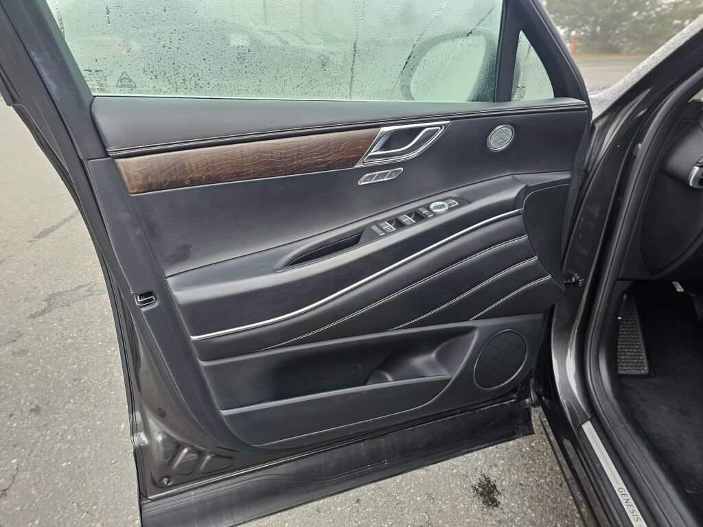 Used 2024 Genesis GV80 3.5T image 25