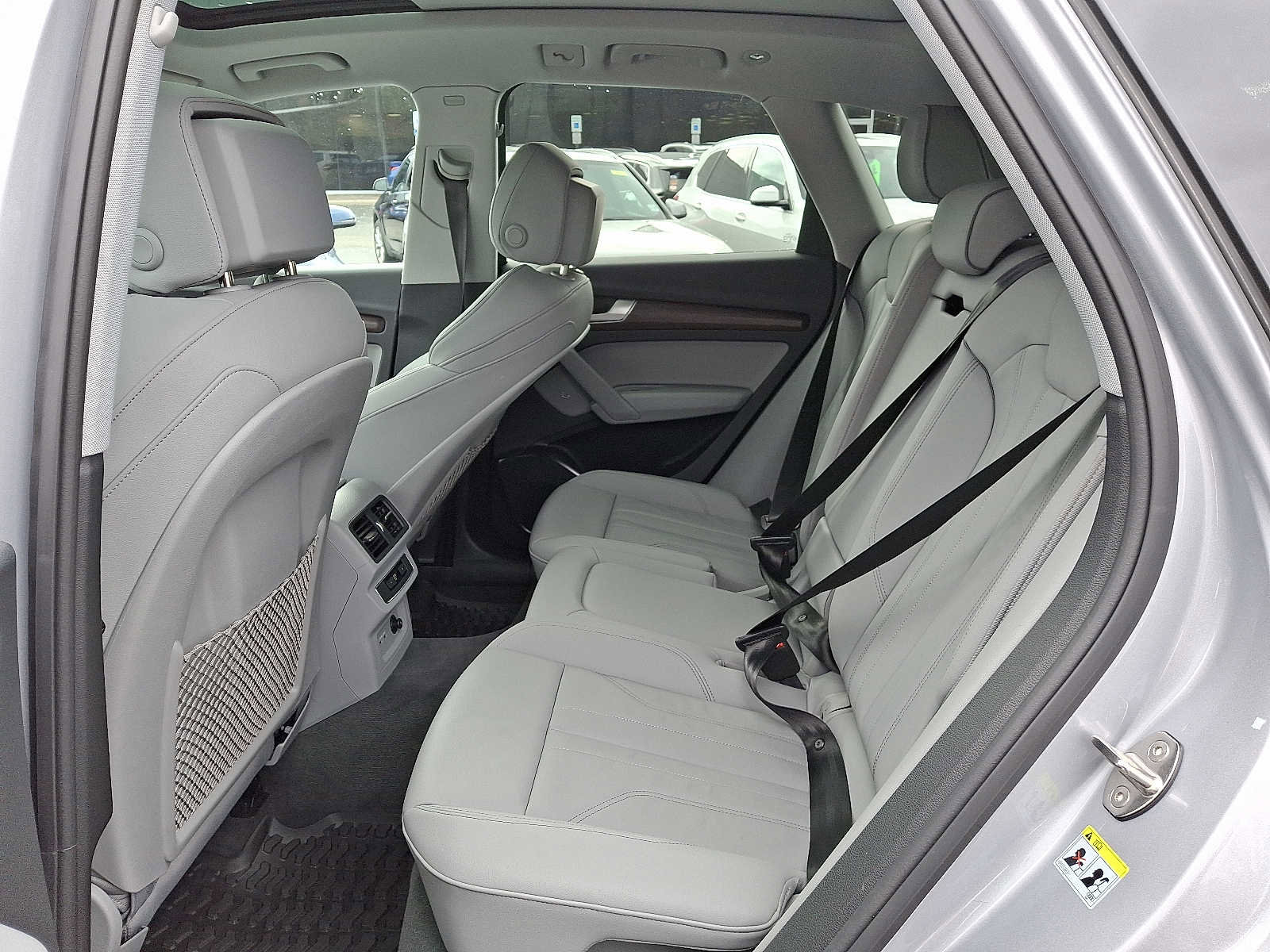 Used 2024 Audi Q5 2.0T Premium image 11