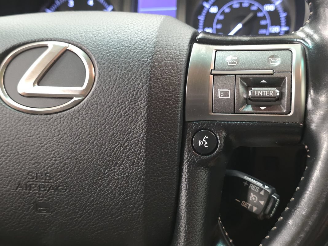 Used 2018 Lexus GX 460 Premium w/ Premium Package AWD/4WD image 23