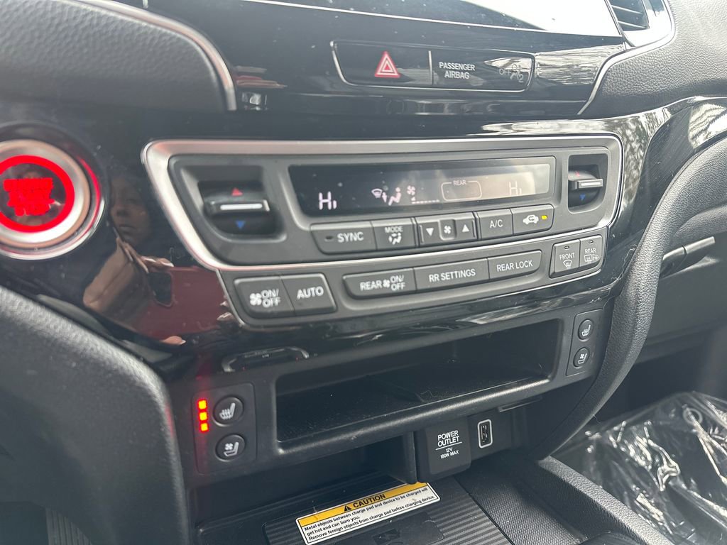 Used 2022 Honda Passport Elite image 11