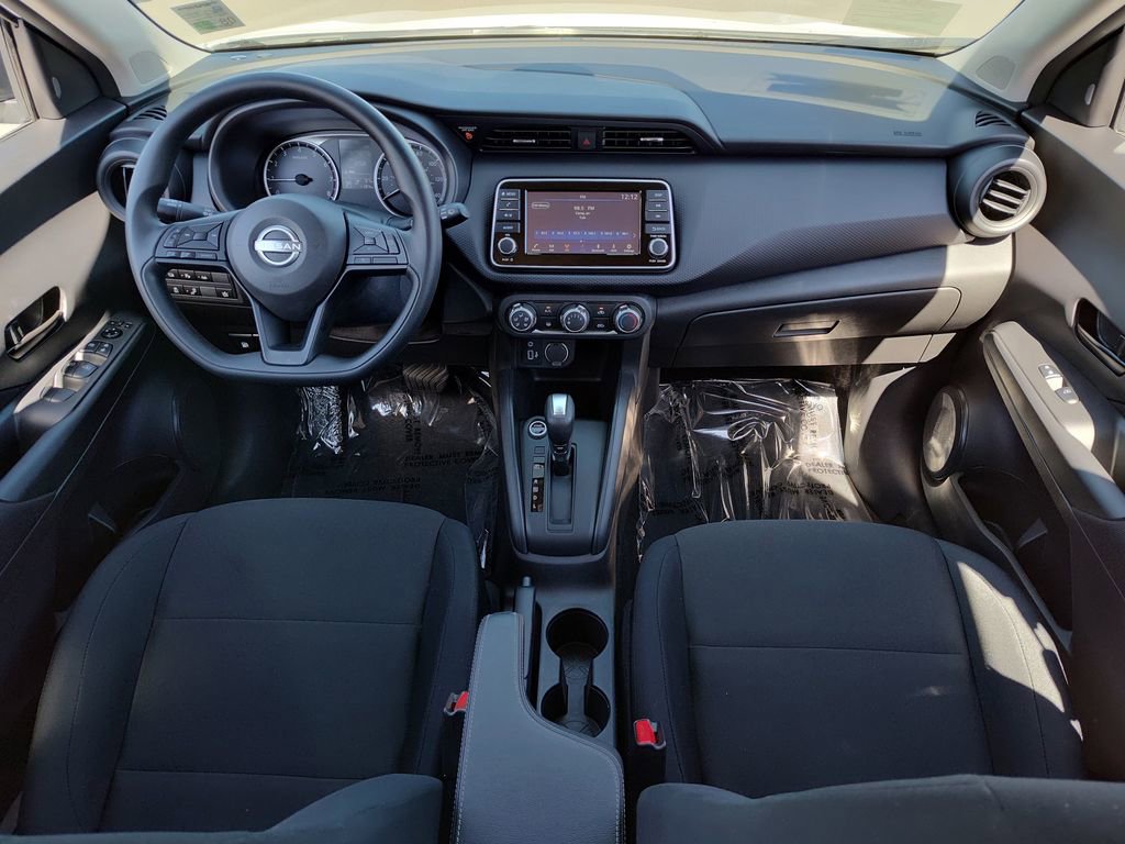 Used 2025 Nissan Kicks Play S image 22
