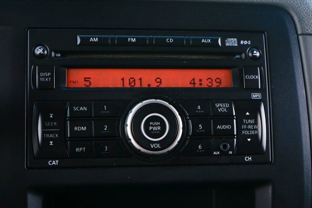 Used 2013 Nissan NV 3500 SV image 32