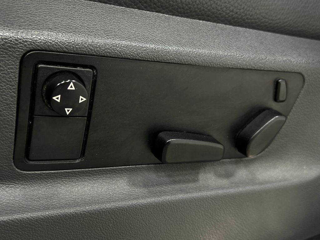 Used 2008 Volkswagen Touareg VR6 image 18