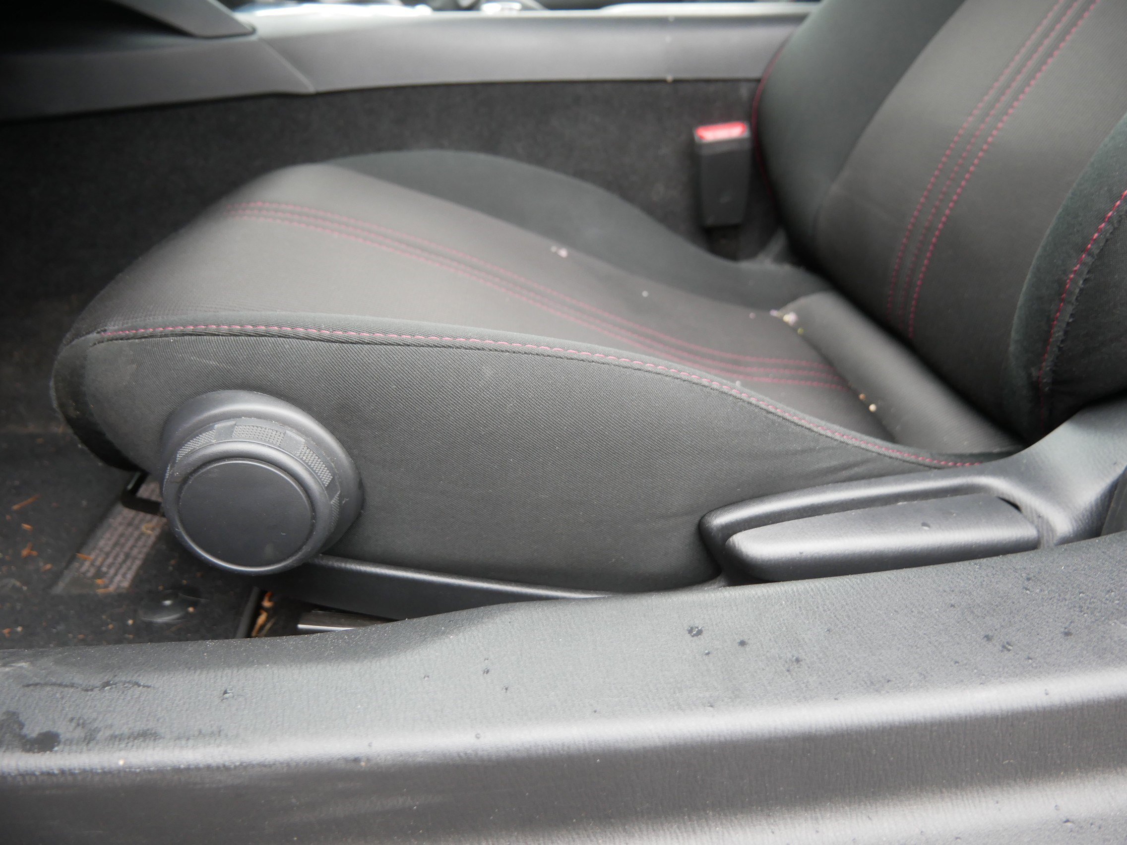 Used 2016 MAZDA MX-5 Miata Club RWD image 14