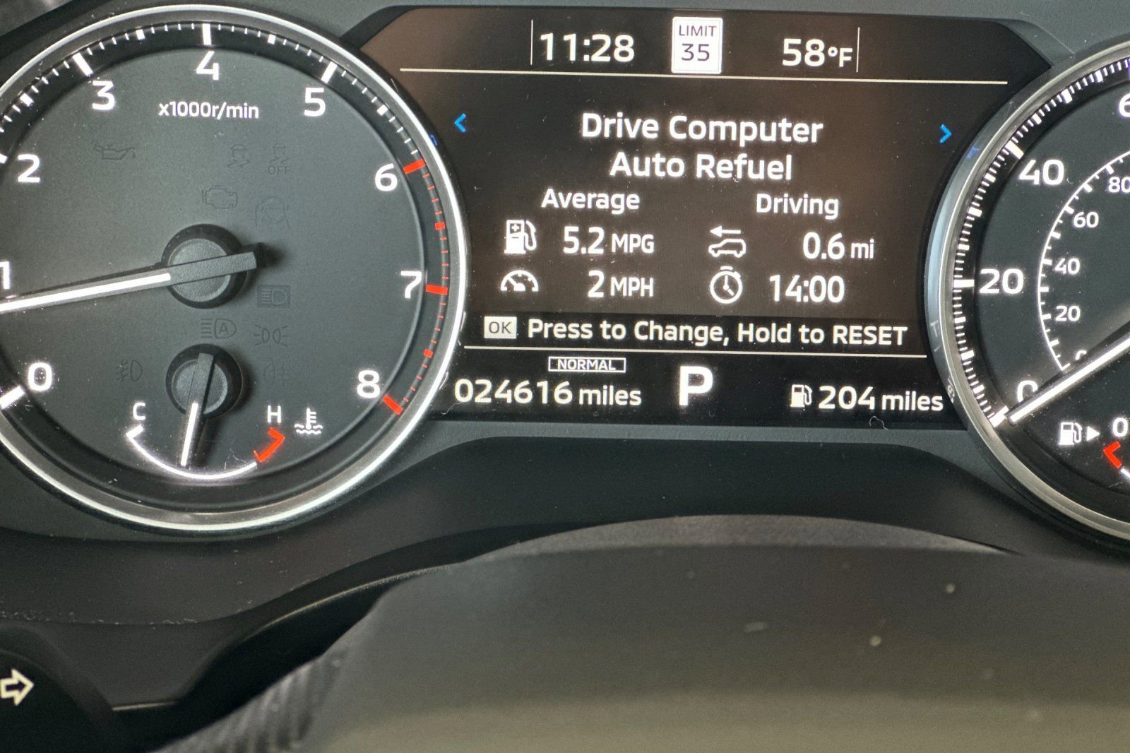 Used 2024 Mitsubishi Outlander SE image 26