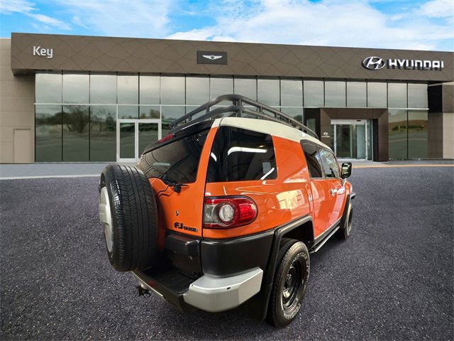 Used 2013 Toyota FJ Cruiser 4WD image 6