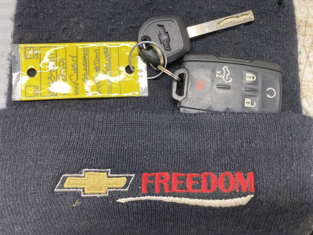 Used 2021 Chevrolet Silverado 1500 Custom w/ LPO, Dark Essentials Package image 29