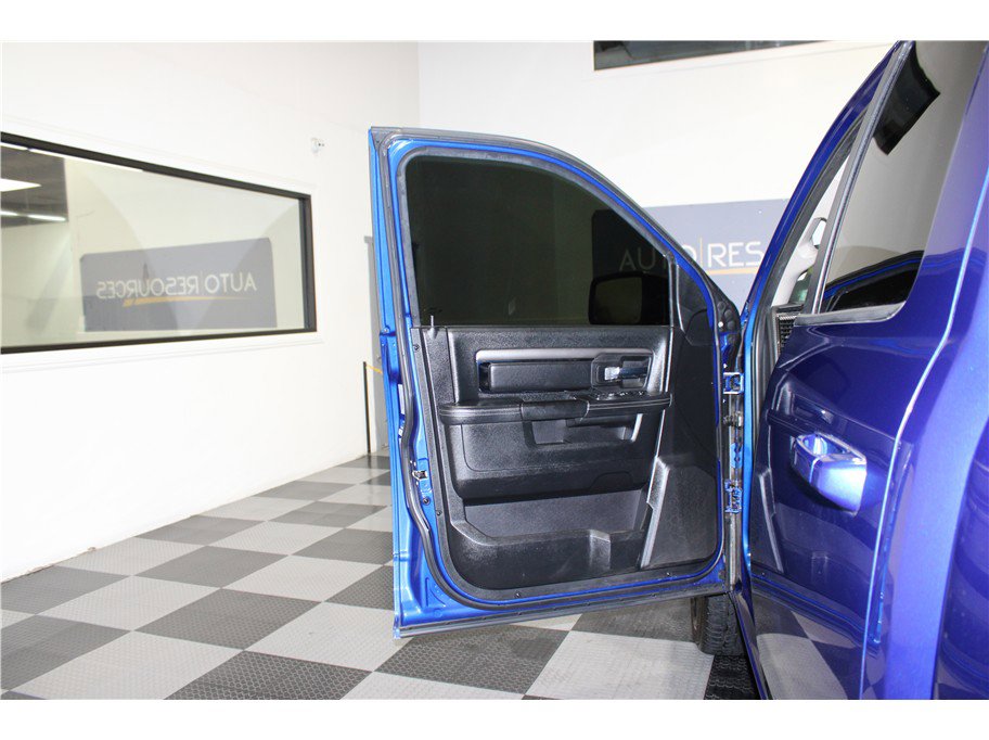 Used 2016 RAM 1500 Sport image 12