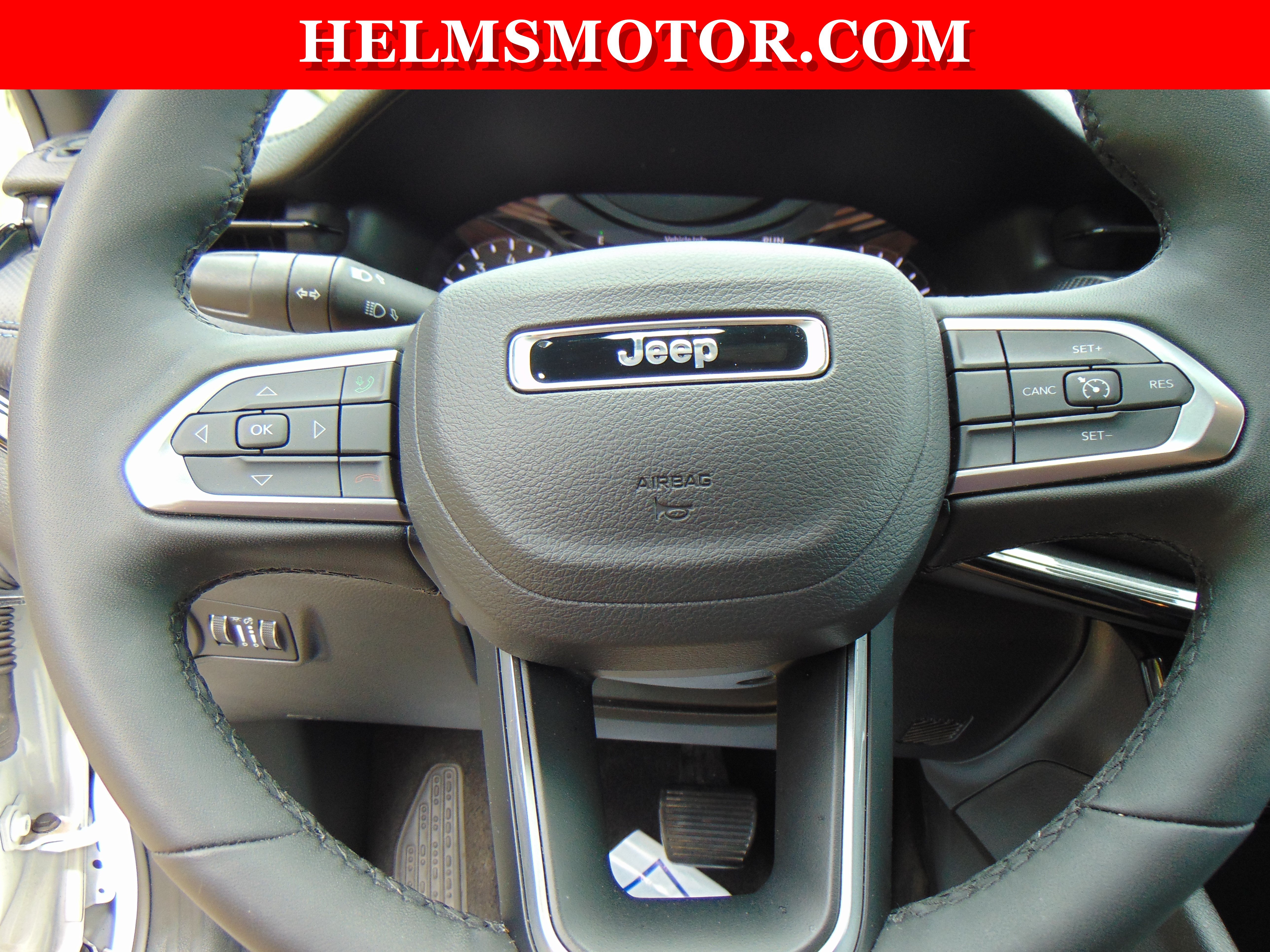 Certified 2025 Jeep Compass Latitude w/ Altitude Special Edition AWD/4WD image 23