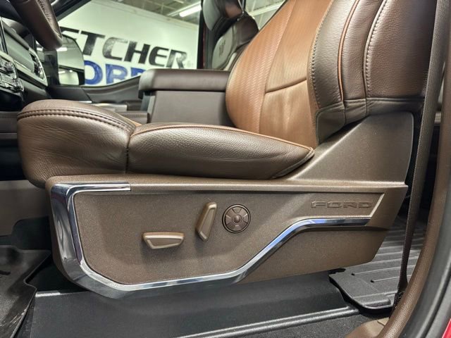 Used 2025 Ford F350 King Ranch w/ FX4 Off-Road Package image 7