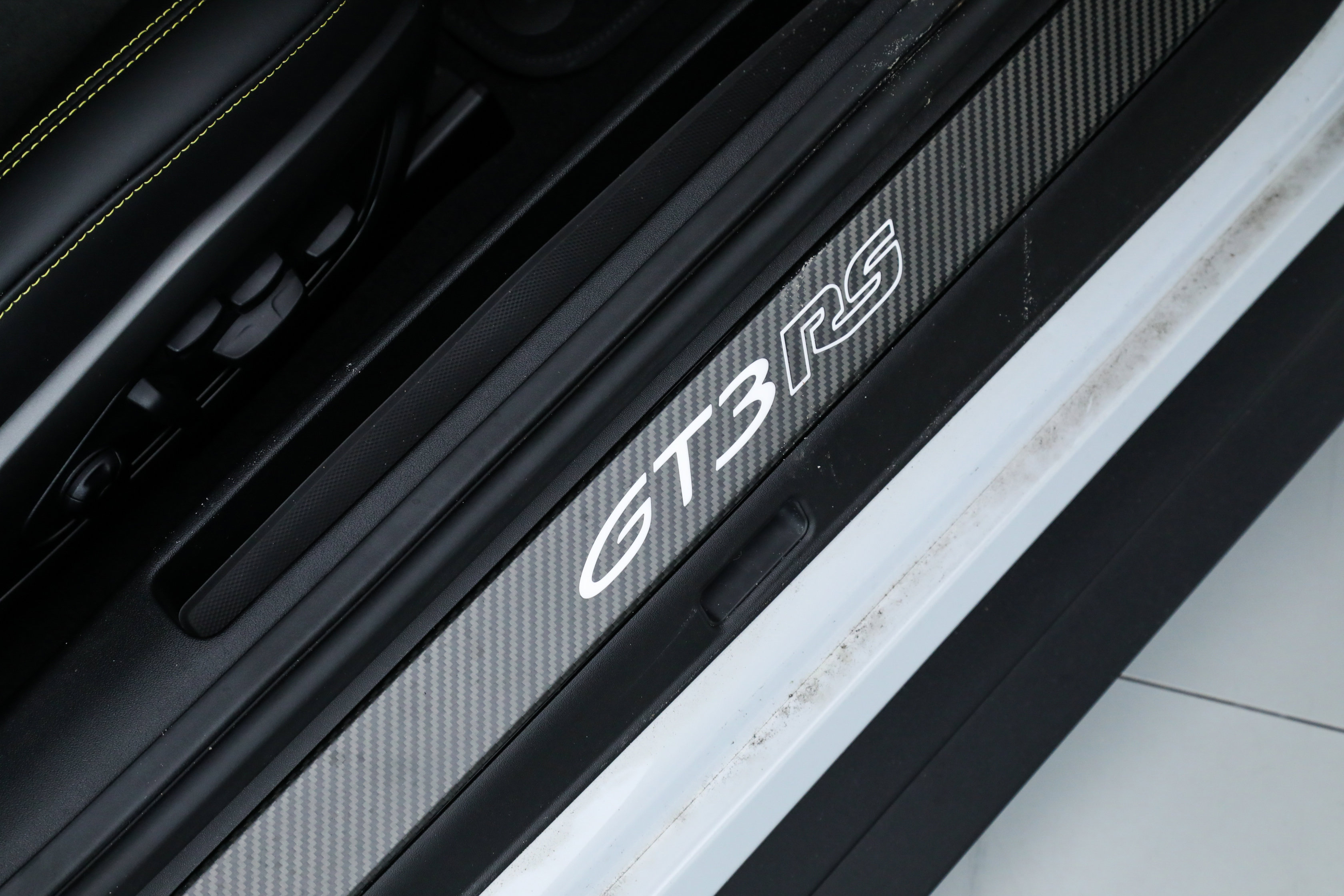 Used 2025 Porsche 911 GT3 RS image 23