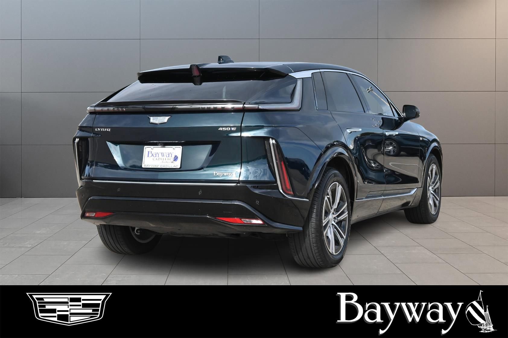 Used 2024 Cadillac Lyriq Luxury RWD image 6