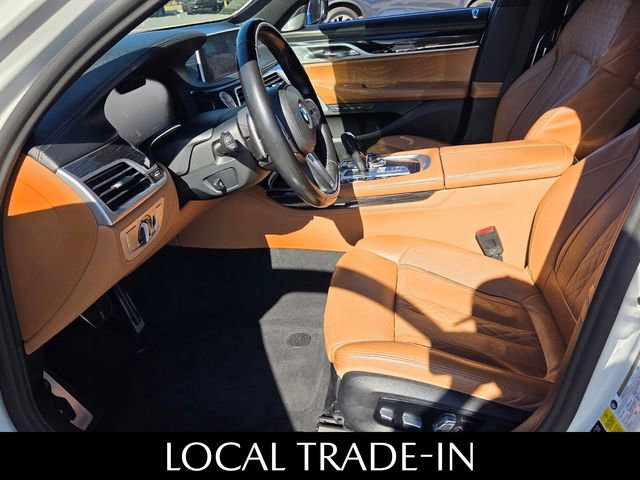 Used 2021 BMW 750i xDrive w/ Executive Package image 6