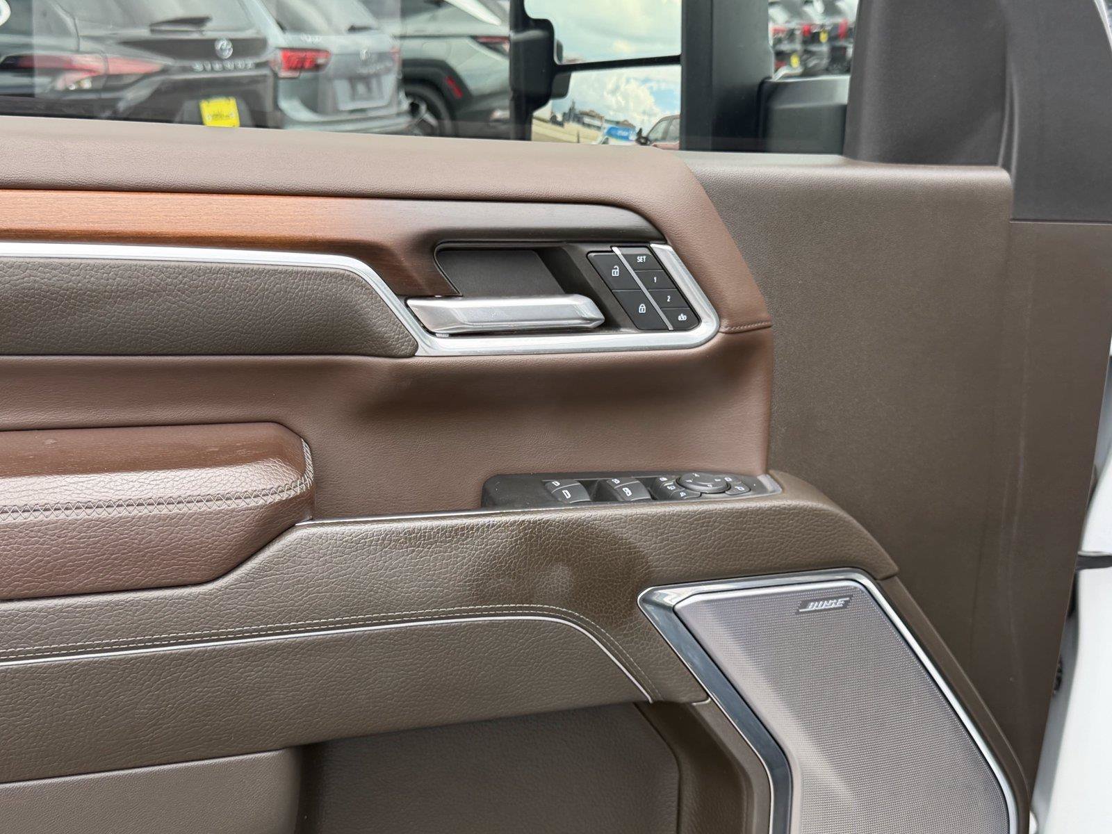 Used 2024 GMC Sierra 3500 Denali w/ Denali Reserve Package AWD/4WD image 13