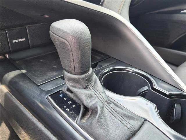 Used 2020 Toyota Camry LE FWD image 13