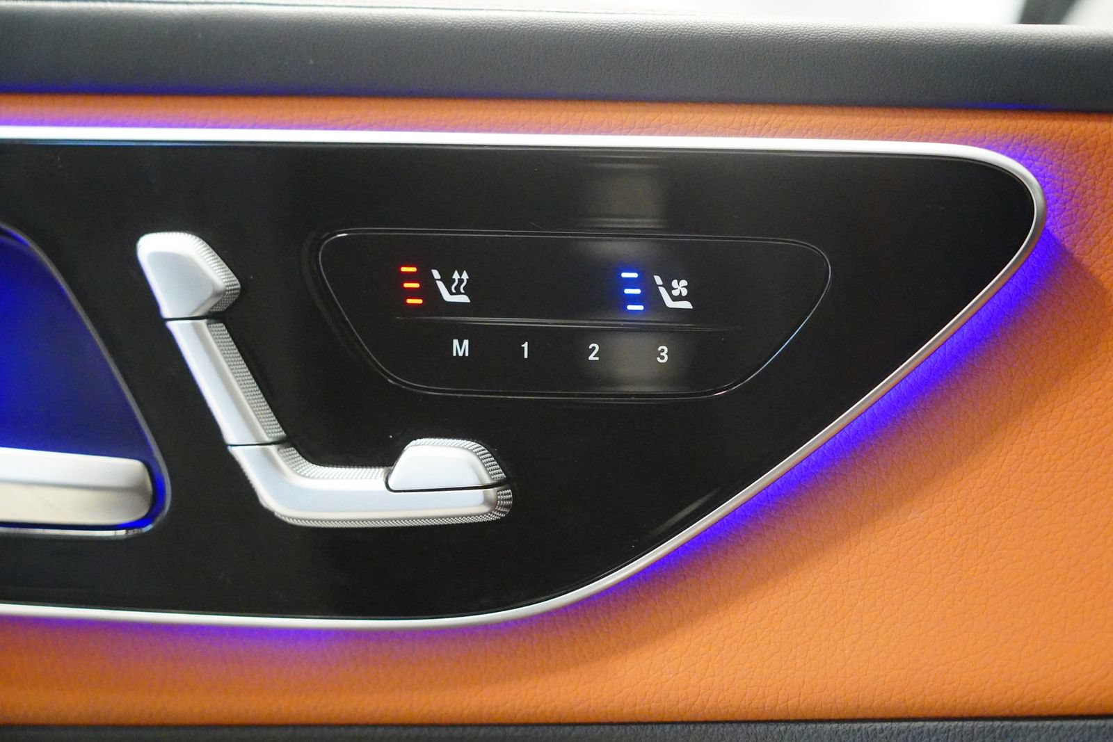 Certified 2024 Mercedes-Benz GLC 300 4MATIC image 29