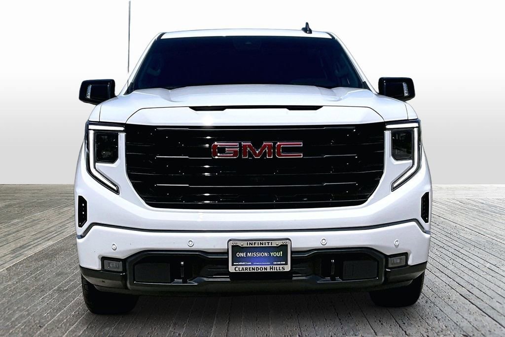 Used 2024 GMC Sierra 1500 Elevation w/ Elevation Premium Package AWD/4WD image 2