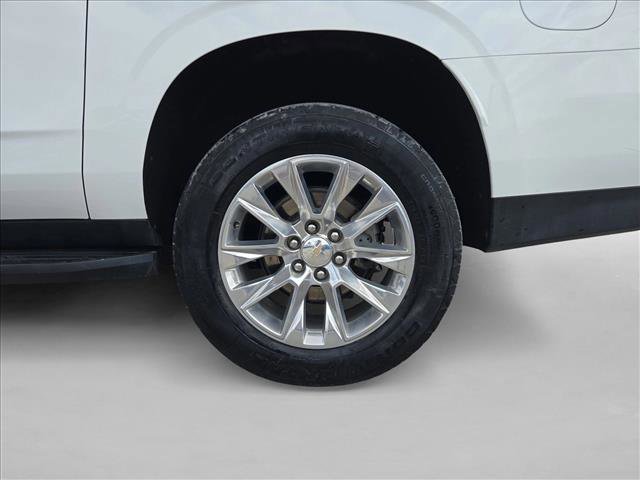 Used 2023 Chevrolet Suburban Premier image 24