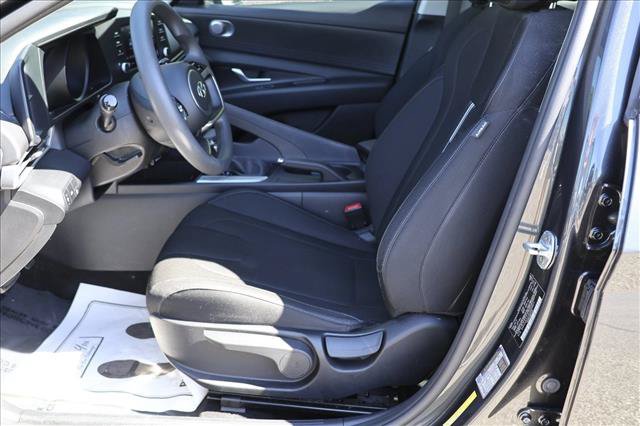 Used 2021 Hyundai Elantra SEL FWD image 11