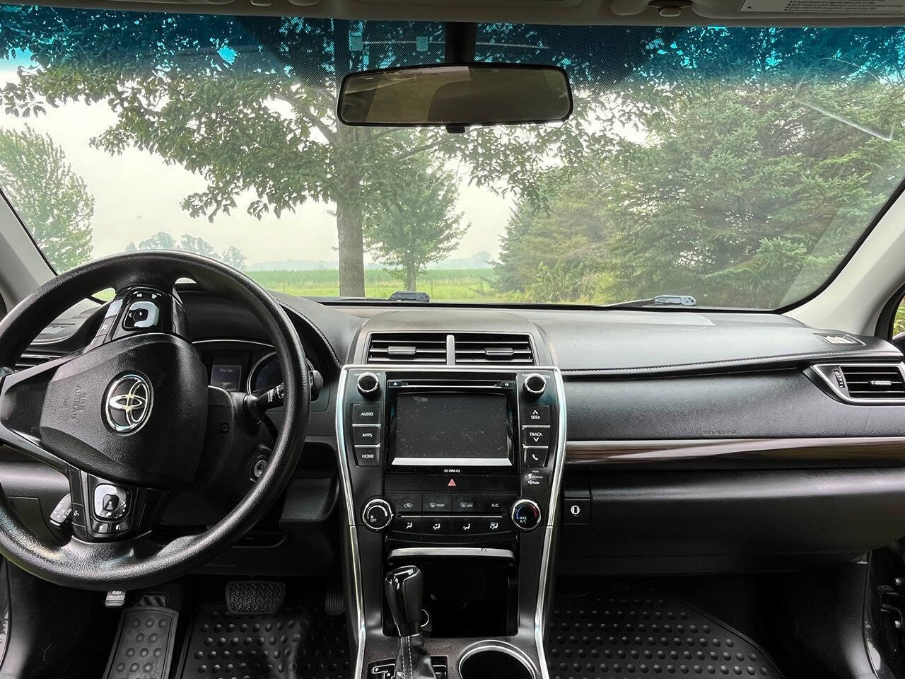 Used 2016 Toyota Camry LE FWD image 7