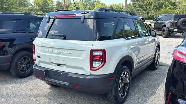 Used 2024 Ford Bronco Sport Outer Banks AWD/4WD image 10