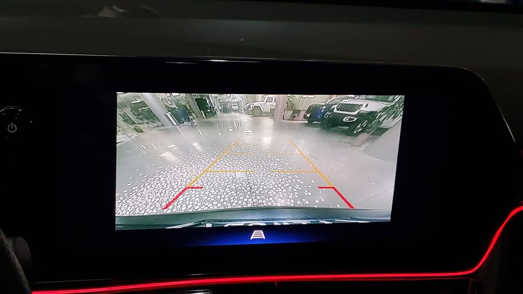 Used 2024 Chevrolet TrailBlazer RS w/ Convenience Package image 26