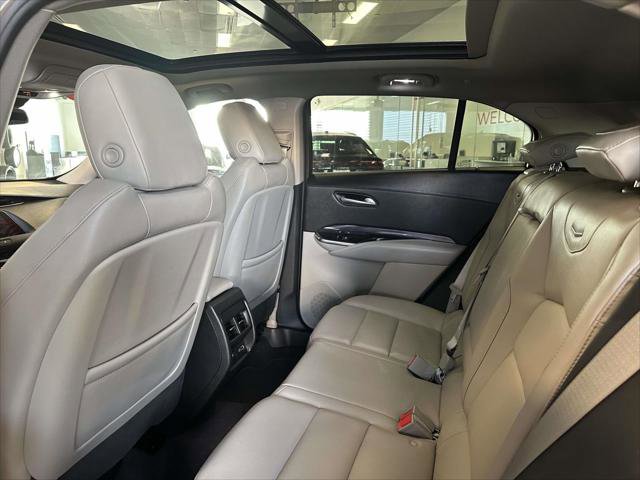 Used 2023 Cadillac XT4 Luxury w/ Cold Weather Package image 13