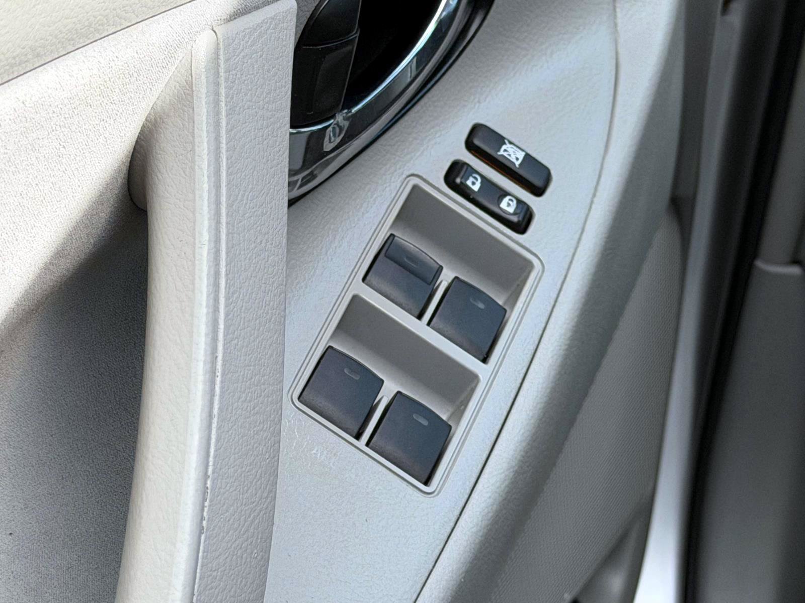 Used 2010 Toyota Camry FWD image 14