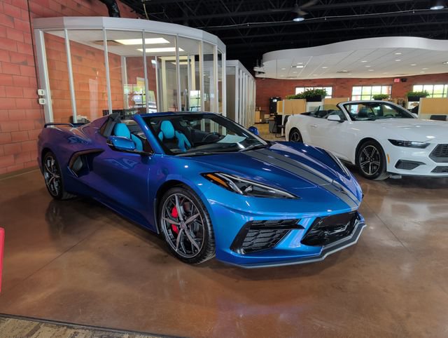 Used 2021 Chevrolet Corvette Stingray Premium Conv w/ Z51 Performance Package RWD video 2
