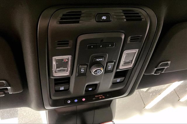 Used 2021 Cadillac Escalade Sport w/ Driver Assist Tech Package AWD/4WD image 34