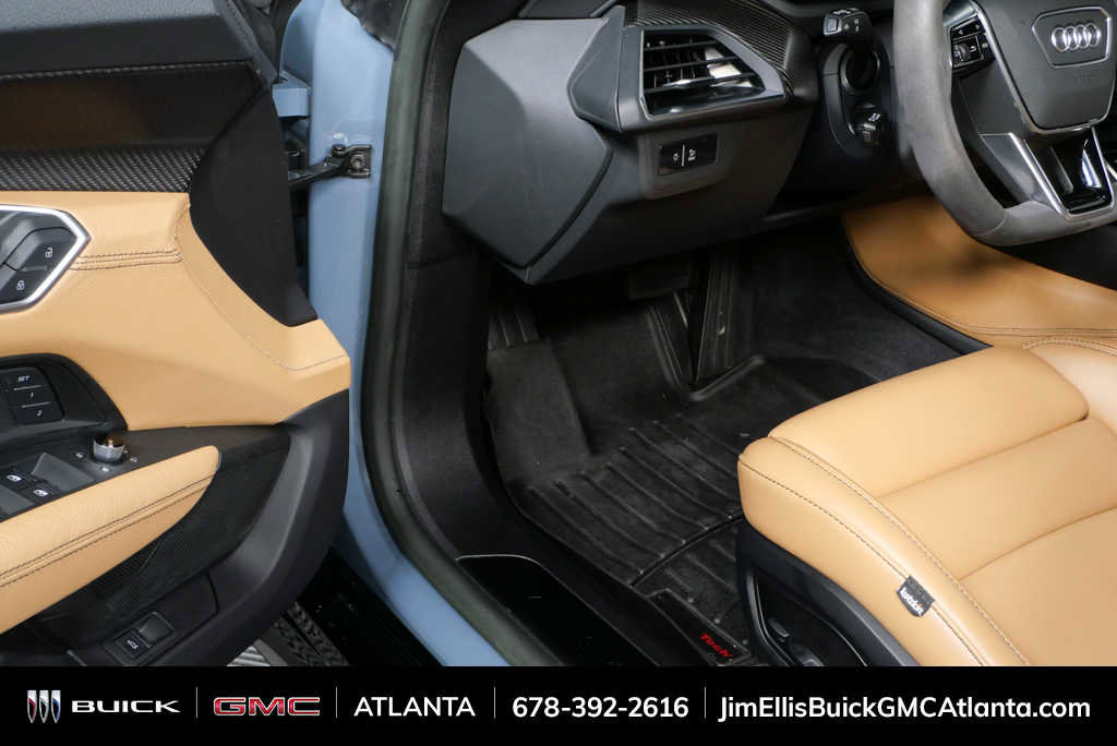 Used 2022 Audi e-tron GT Premium Plus image 7