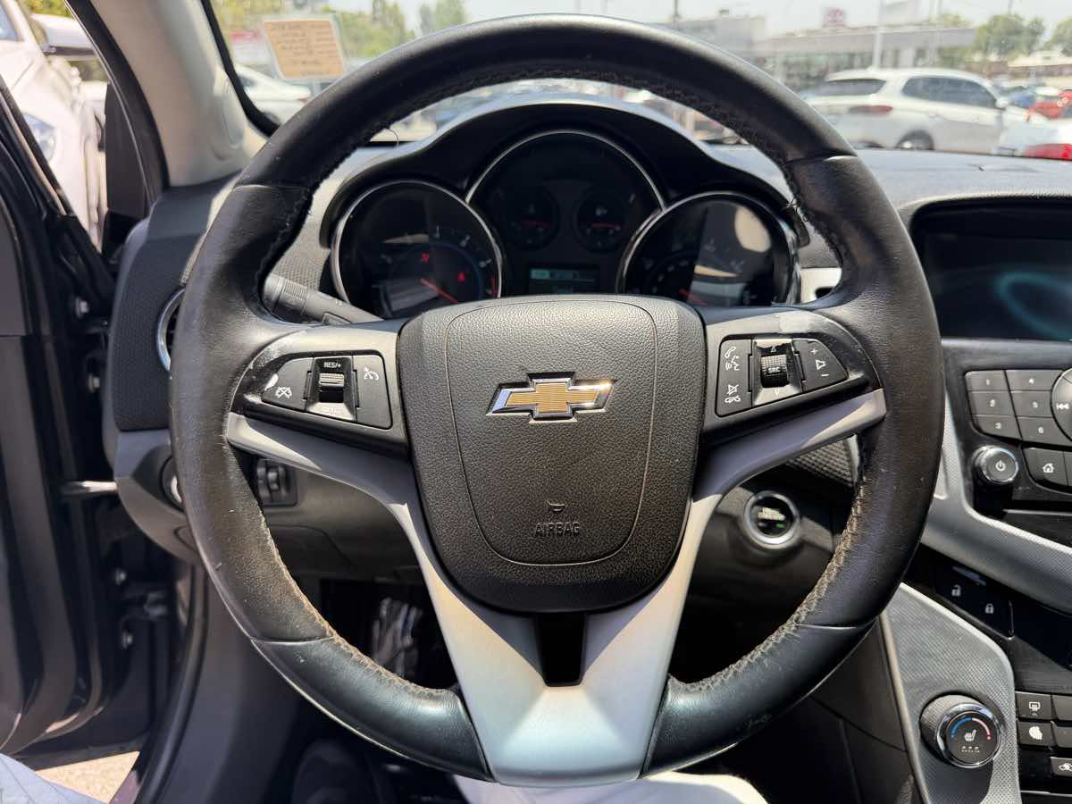 Used 2014 Chevrolet Cruze LTZ w/ RS Package FWD image 22