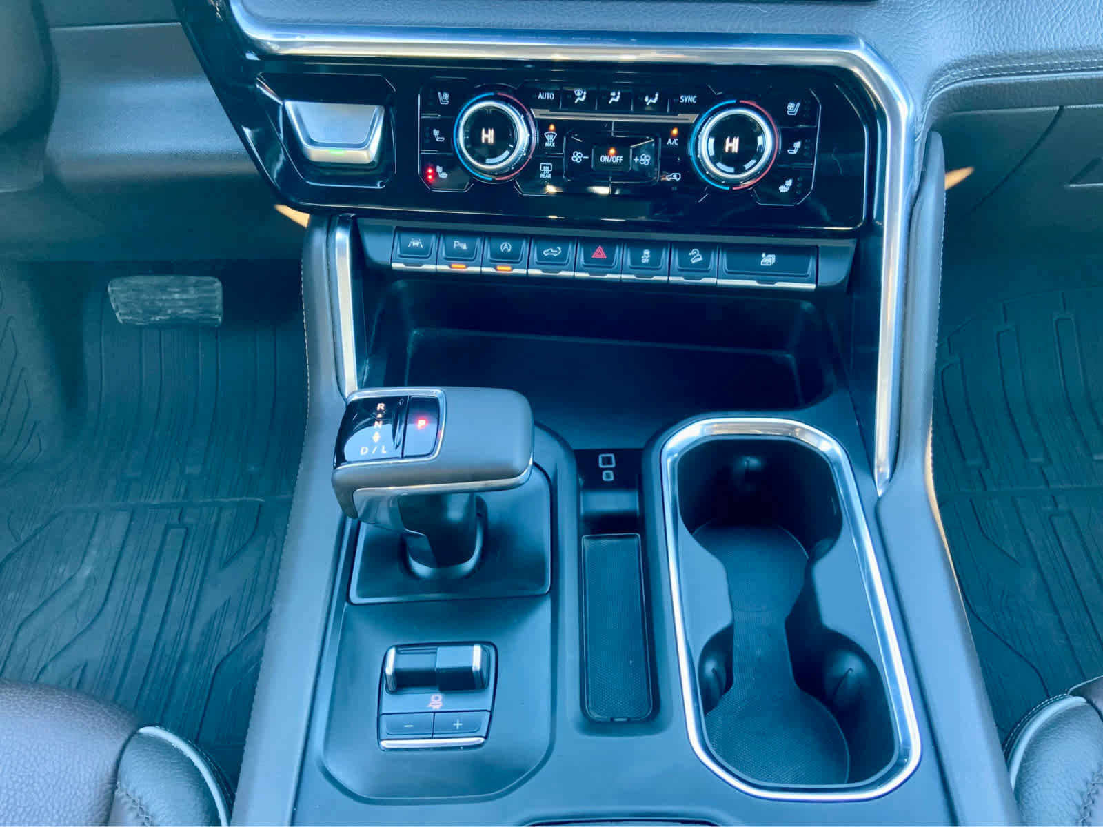 Certified 2024 GMC Sierra 1500 Denali w/ Technology Package image 47