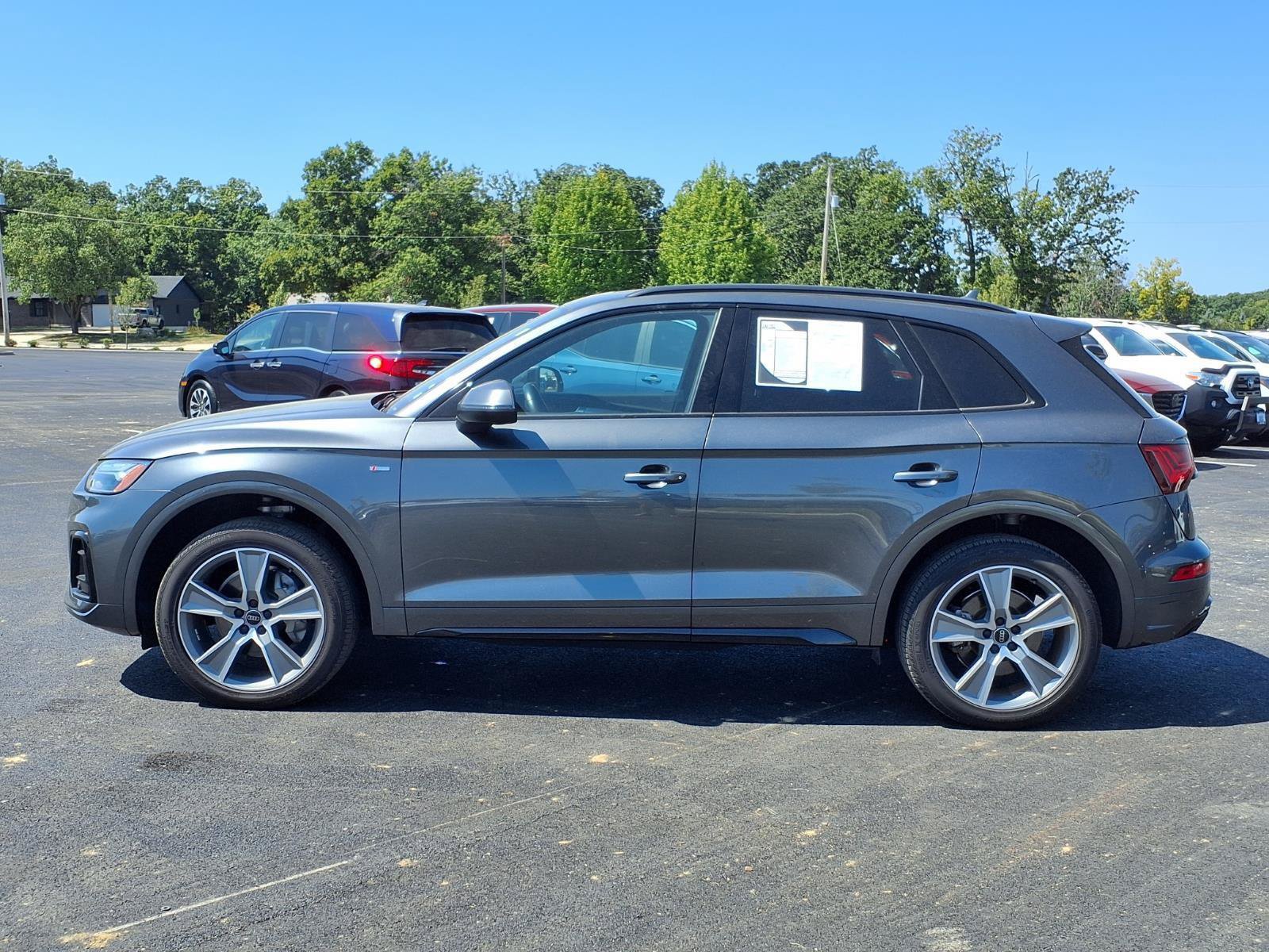 Used 2025 Audi Q5 2.0T Premium AWD/4WD image 16