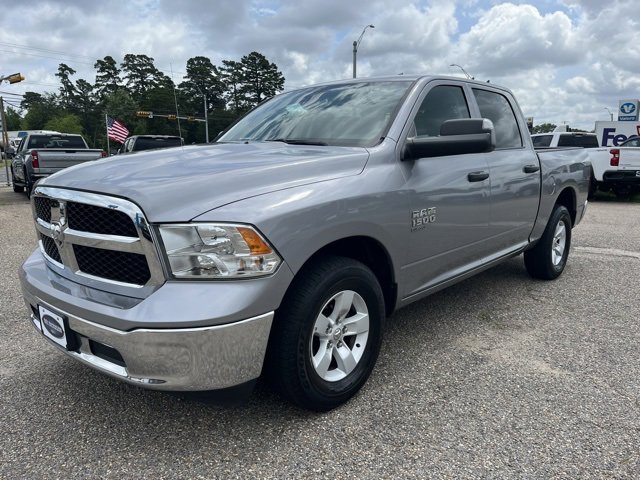 Used 2023 RAM 1500 Classic SLT w/ Trailer & Traction Group image 3
