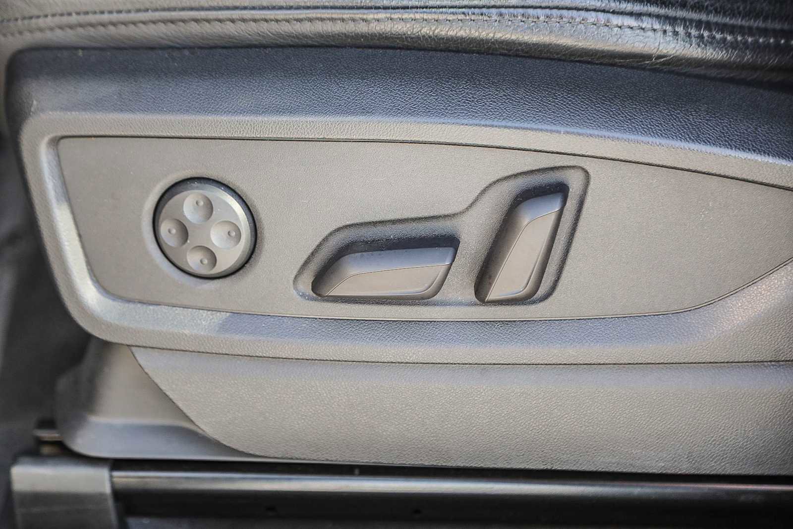 Used 2020 Audi Q5 2.0T Premium w/ Convenience Package image 18