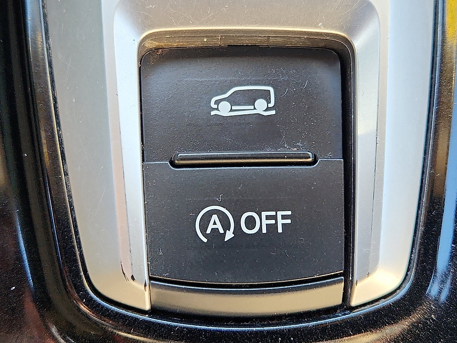 Used 2019 Honda Pilot Touring image 25