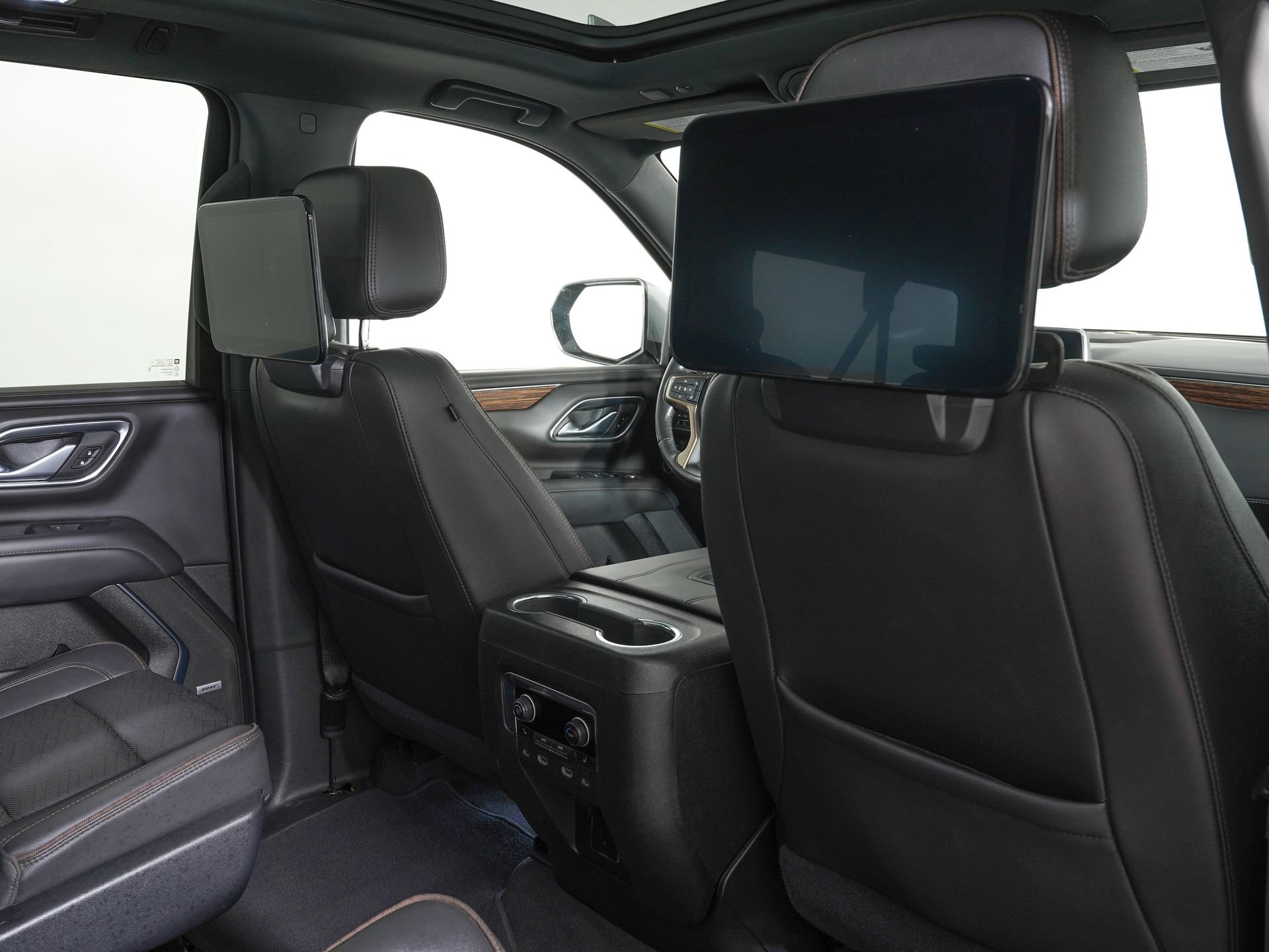 Used 2021 Chevrolet Suburban High Country AWD/4WD image 10