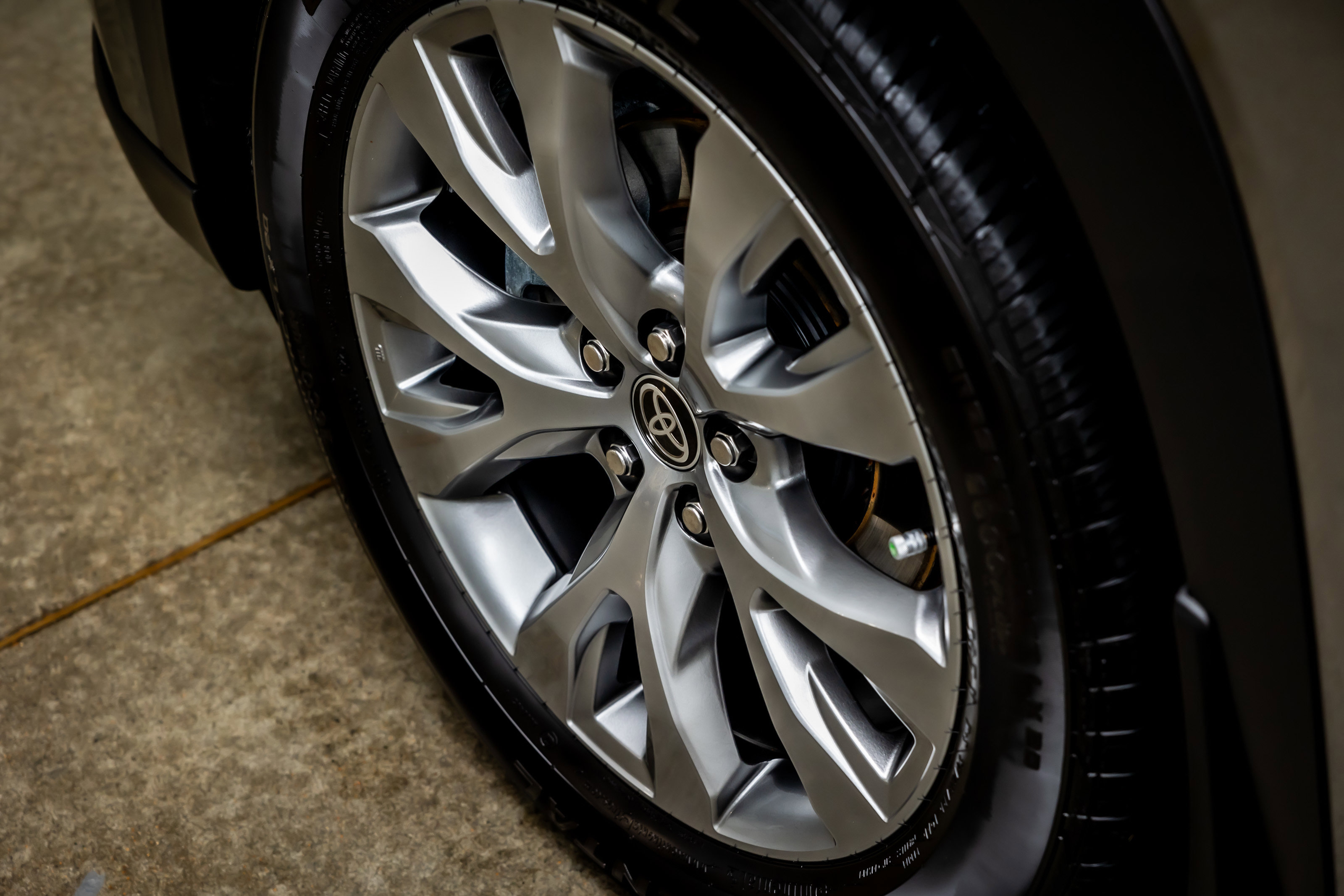 Used 2025 Toyota Grand Highlander FWD image 16