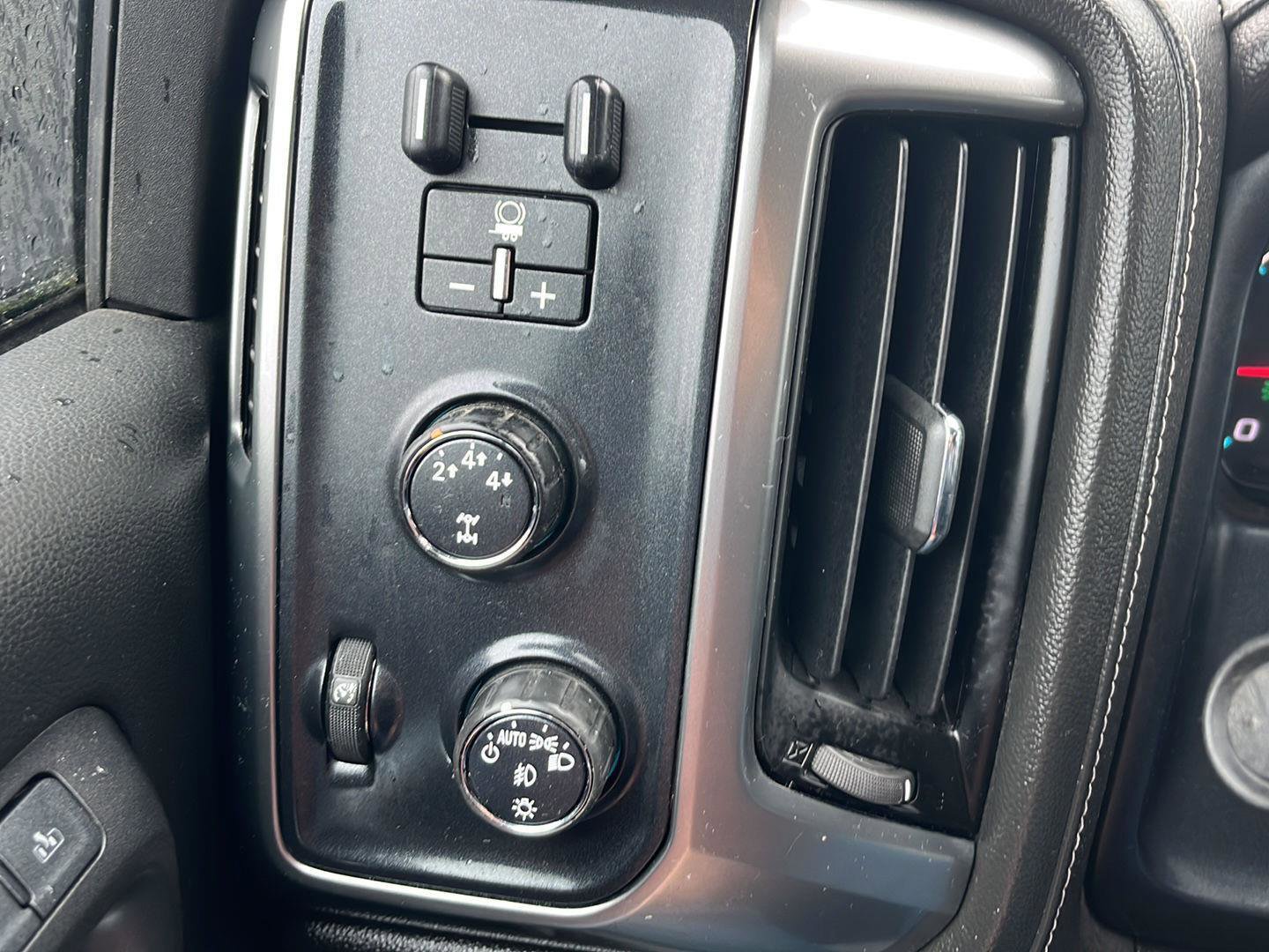 Used 2016 Chevrolet Silverado 3500 LTZ w/ Duramax Plus Package AWD/4WD image 13