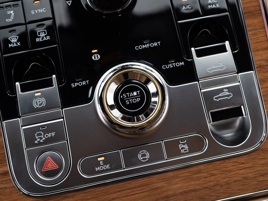 New 2026 Bentley Continental GT Azure AWD/4WD image 39