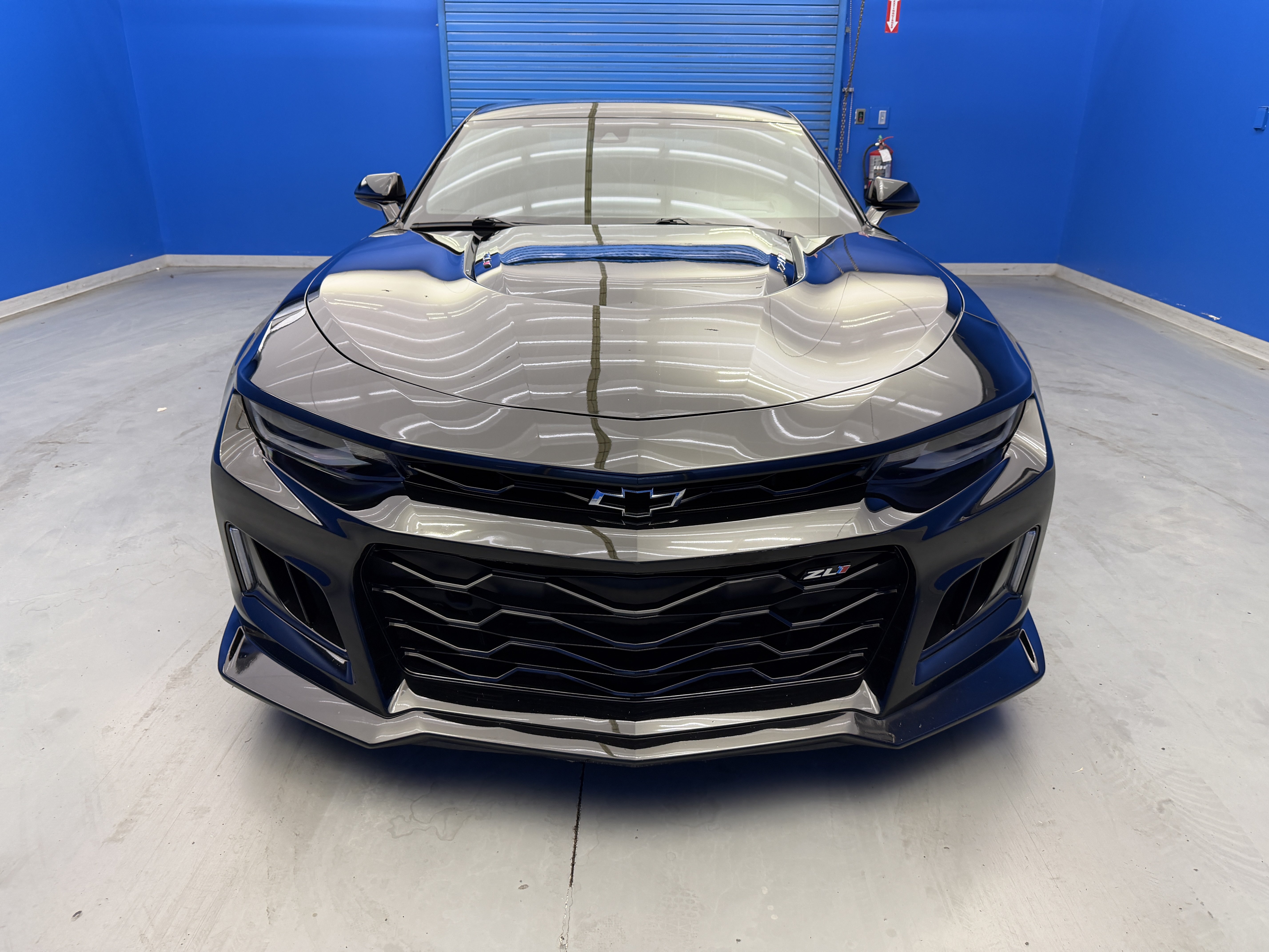 Used 2019 Chevrolet Camaro ZL1 RWD image 3