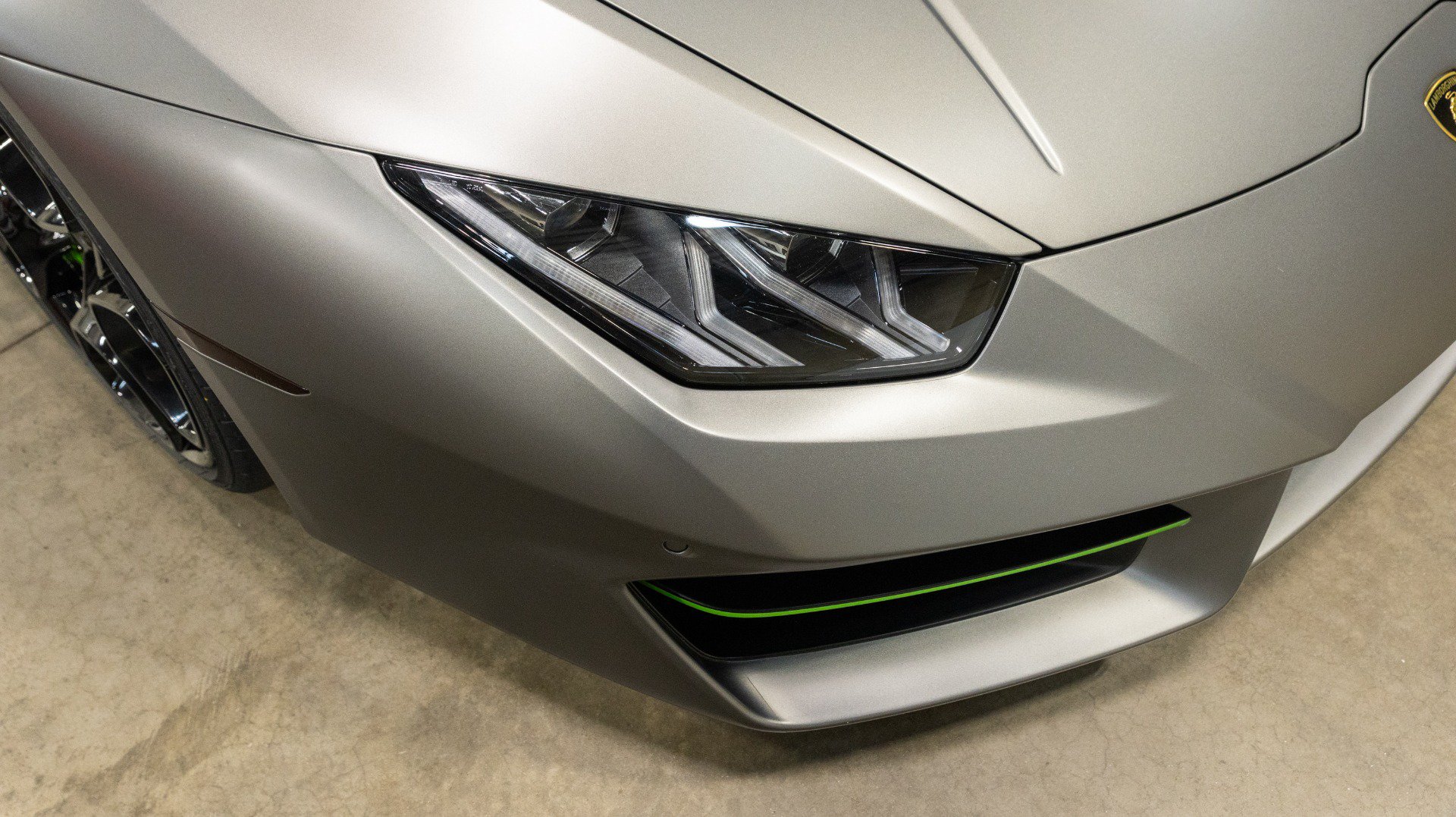 Used 2017 Lamborghini Huracan LP 580-2 RWD image 24