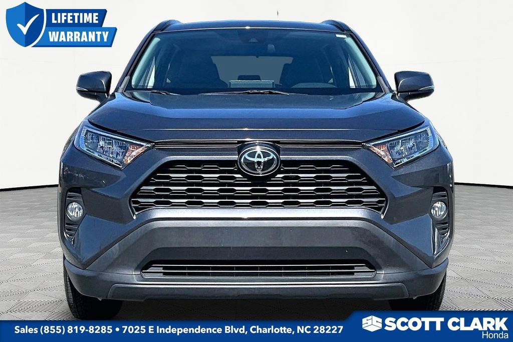 Used 2020 Toyota RAV4 XLE image 2