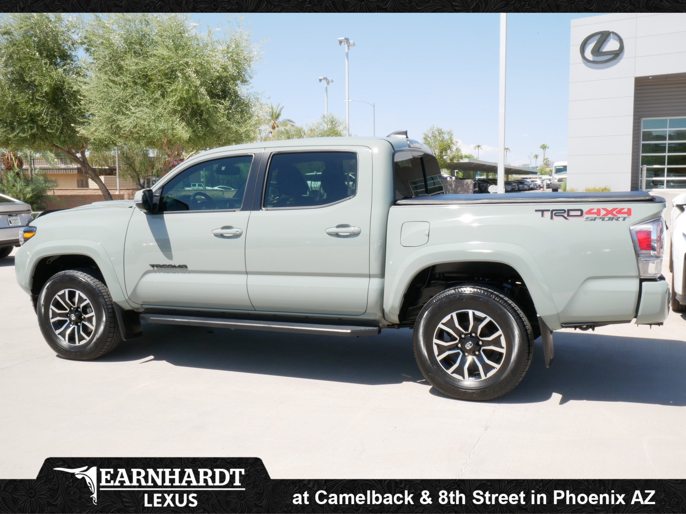 Used 2023 Toyota Tacoma TRD Sport w/ Advanced Technology Package AWD/4WD image 5
