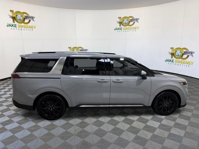 Certified 2024 Kia Carnival SX FWD image 11