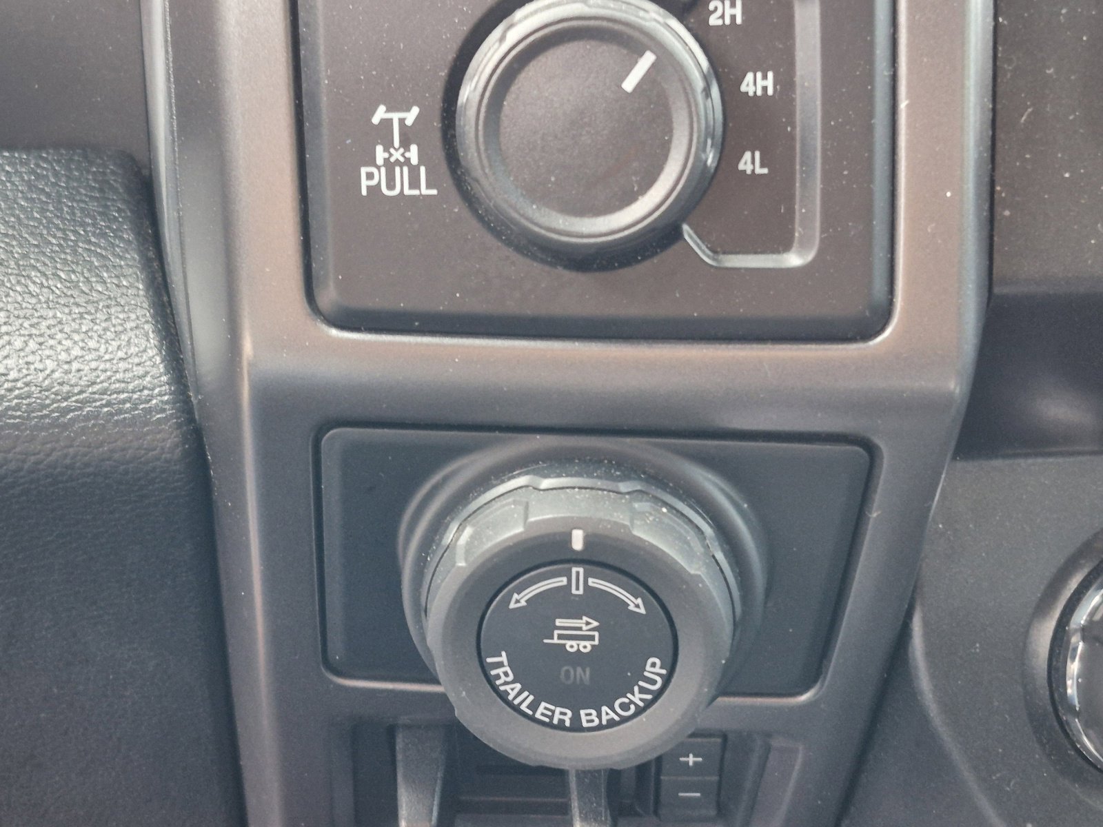 Used 2020 Ford F150 XLT w/ Equipment Group 302A Luxury AWD/4WD image 33