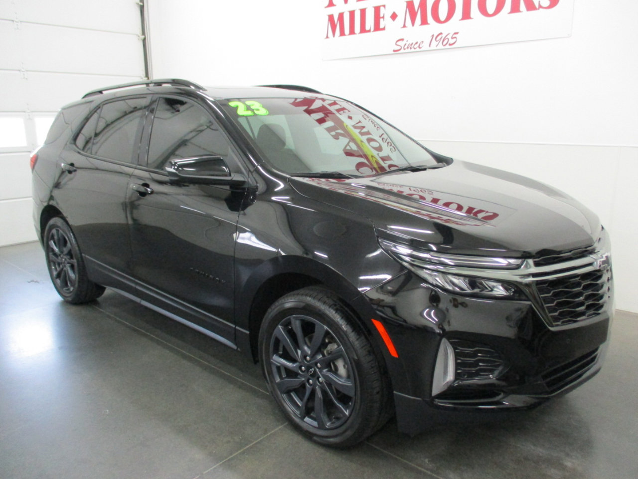 Used 2023 Chevrolet Equinox RS w/ RS Leather Package
