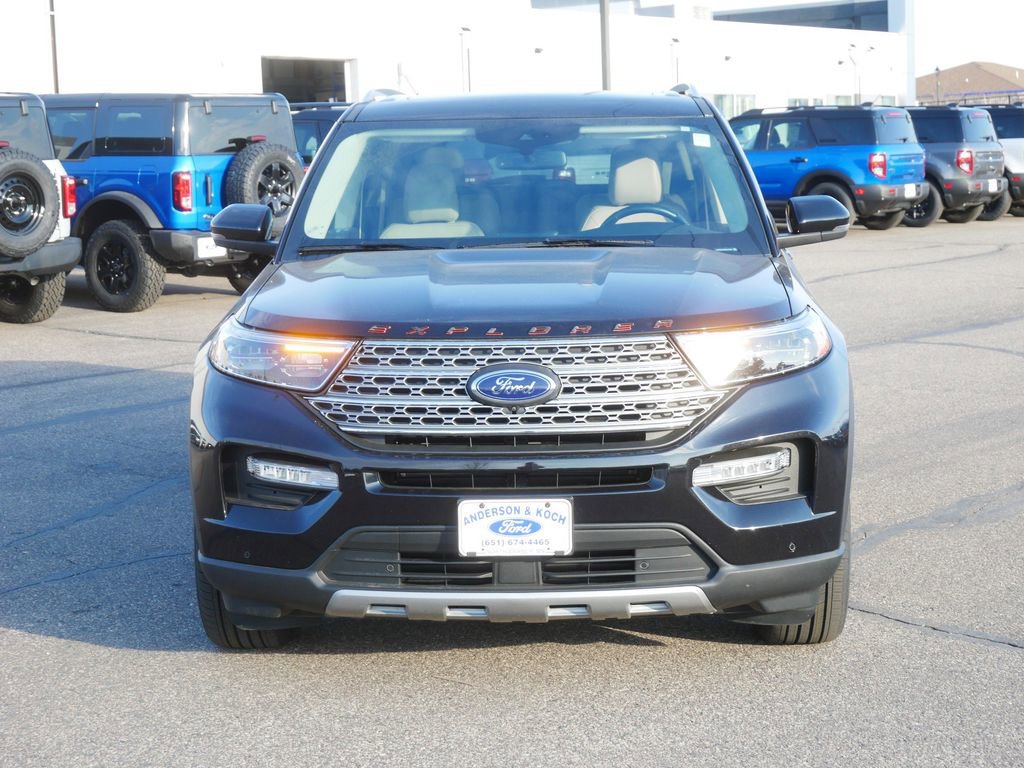 Used 2021 Ford Explorer Limited w/ Equipment Group 301A image 2